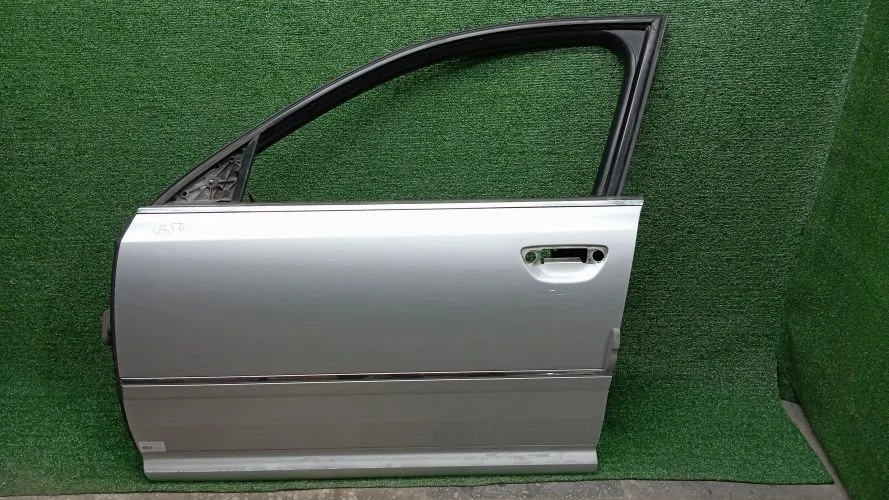 дверь боковая Audi BGK,BSB,BVJ,BPK 4E2,4E8,D3 Audi A8 BGK,BSB,BVJ,BPK 4E2,4E8,D3 4E0831051C