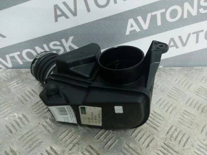 резонатор Mercedes-Benz 271940 W203 Mercedes-Benz C-Class 271940 W203 A2710900804