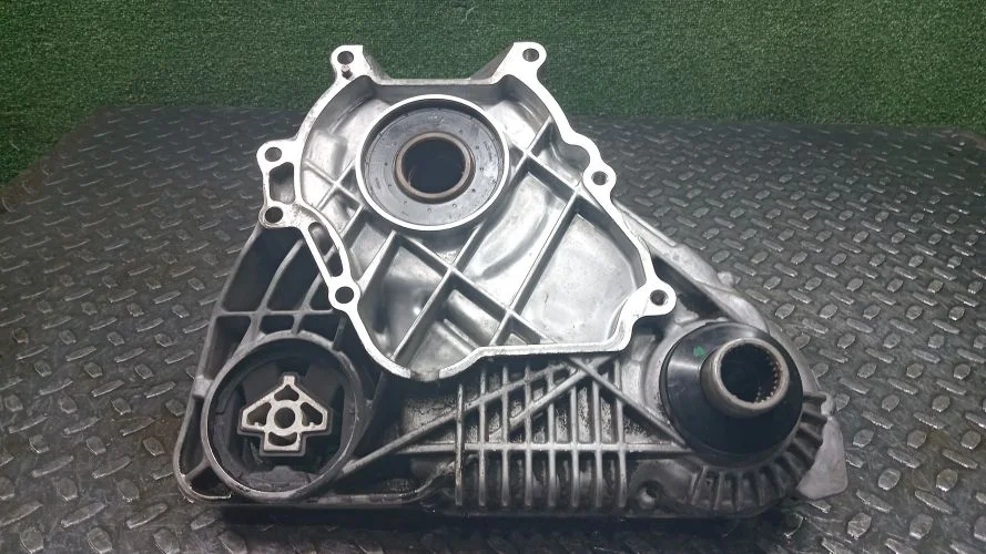 раздаточная коробка Bmw N47D20C F25 Bmw X3 N47D20C F25 27108643151,27107649784,27108612554,27105A3B035