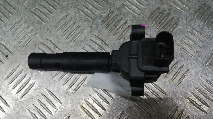 катушка зажигания Mercedes-Benz 271946,271940,271860 W203,W204 Mercedes-Benz C-Class 271946,271940,271860 W203,W204 A0001501580,A0001502980,A0001502580