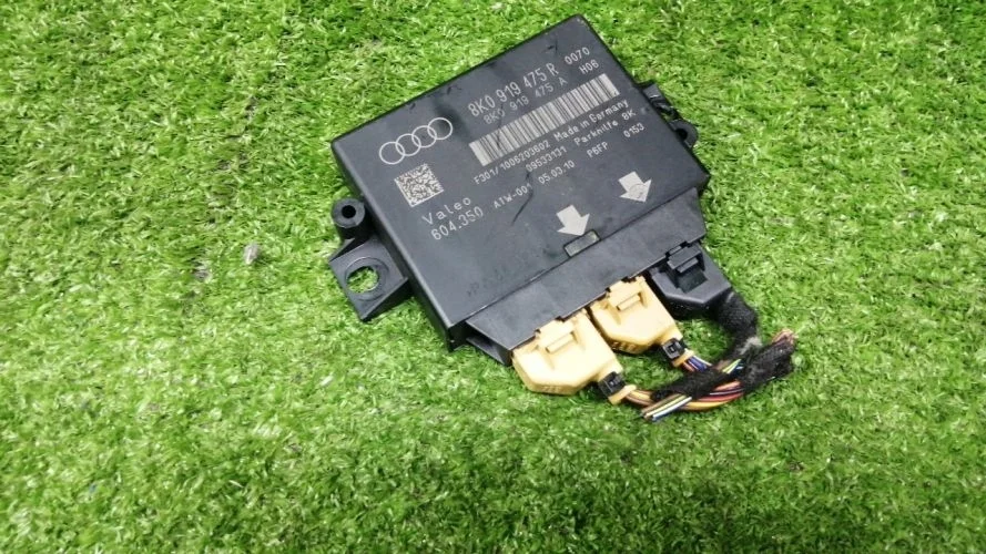 блок управления парктрониками Audi CCWA 8RB Audi Q5 CCWA 8RB 8K0919475R