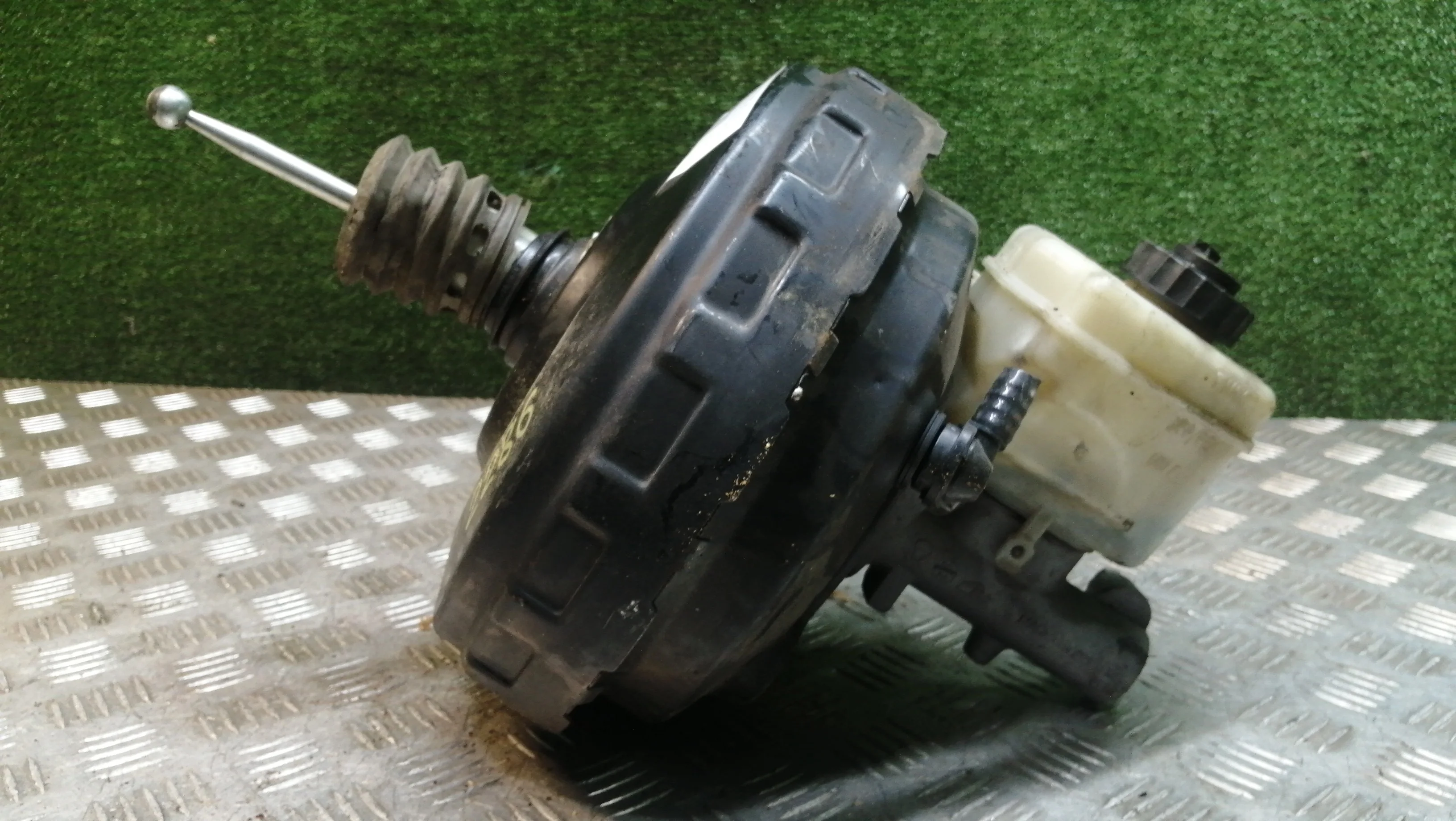 цилиндр тормозной главный Audi BUG,CAS 4LB Audi Q7 BUG,CAS 4LB 7L8611019F