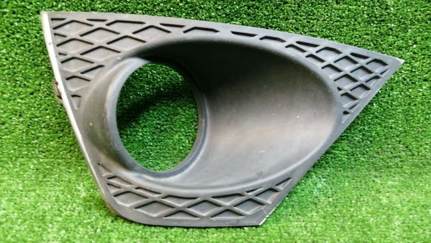 рамка противотуманной фары Ssangyong D20DTF,671950 CK,C200 Ssangyong Actyon,Korando C,New Actyon D20DTF,671950 CK,C200 K7871434300,7871434300