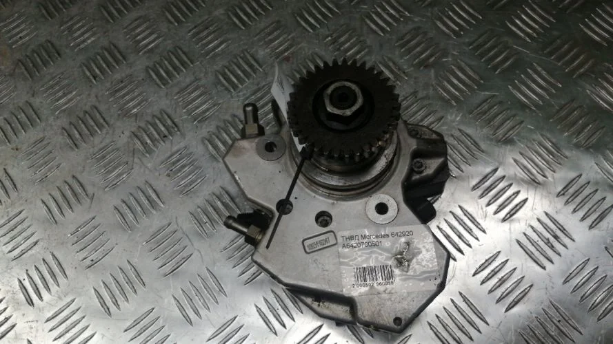тнвд Mercedes-Benz 642920 W211 Mercedes-Benz E-Class 642920 W211 A6420700501,68018733AA