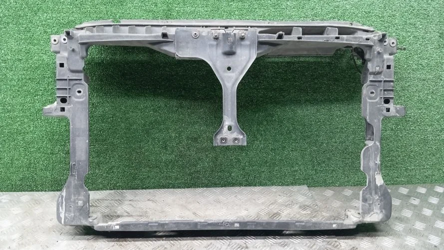 рамка радиатора Volkswagen CCTA,CBAB,CFF,CFFB 5N1 Volkswagen tiguan CCTA,CBAB,CFF,CFFB 5N1 5N0805588D,5N0805588F,5N0805594