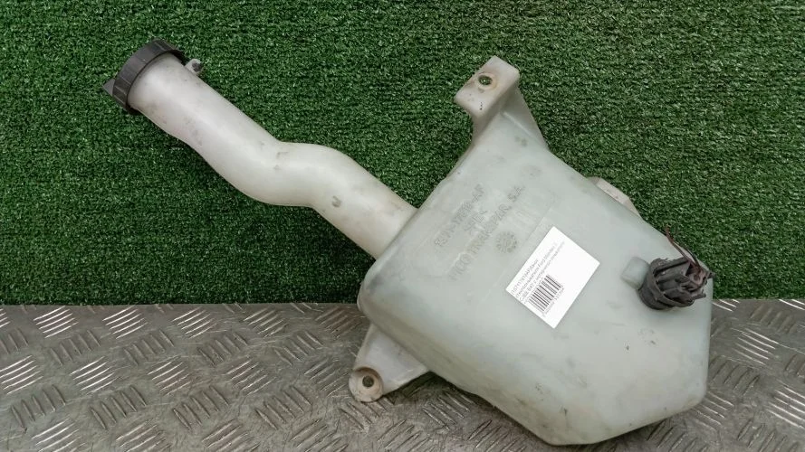бачок стеклоомывателя Ford CJBB B4Y Ford Mondeo 3 CJBB B4Y 1S7117618AF,1307948