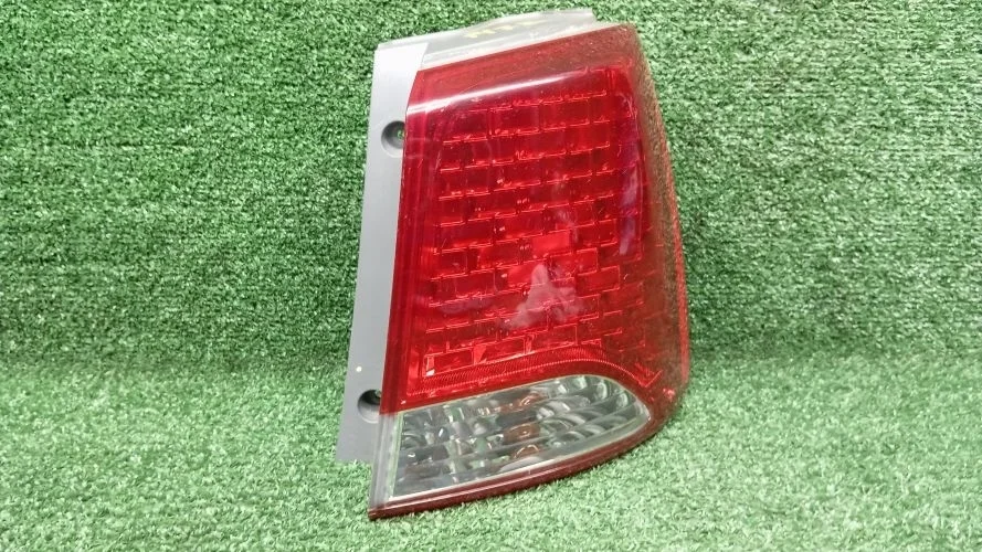 задний фонарь Kia D4HA XM Kia Sorento D4HA XM 924022P020,924022P000