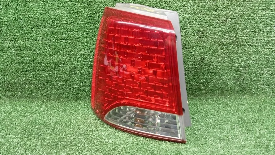 задний фонарь Kia D4HA XM Kia Sorento D4HA XM 924012P020,924012P000