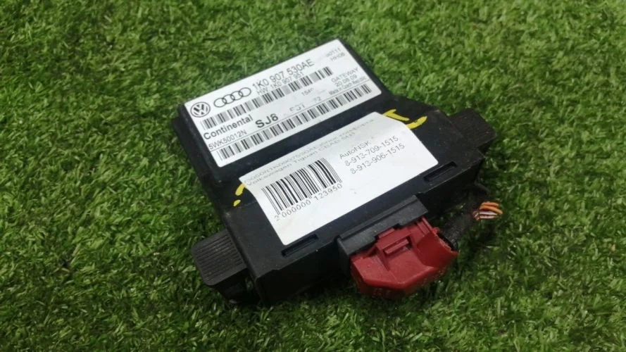 блок комфорта Volkswagen CBAB 5N1 Volkswagen Tiguan CBAB 5N1 1K0907530AE