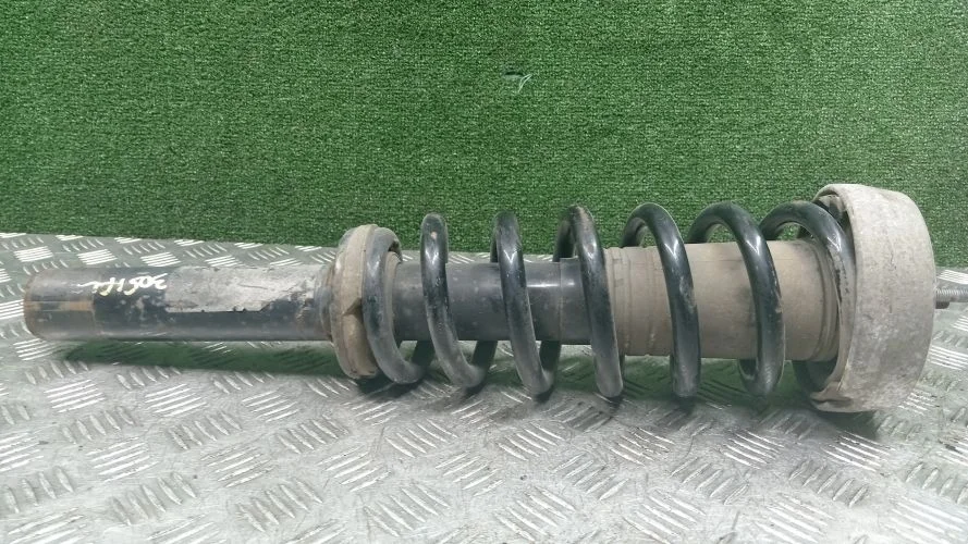 стойка Bmw N57D30A,306D3,N52B30AF E70 Bmw X5 N57D30A,306D3,N52B30AF E70 31326781918,31326780486
