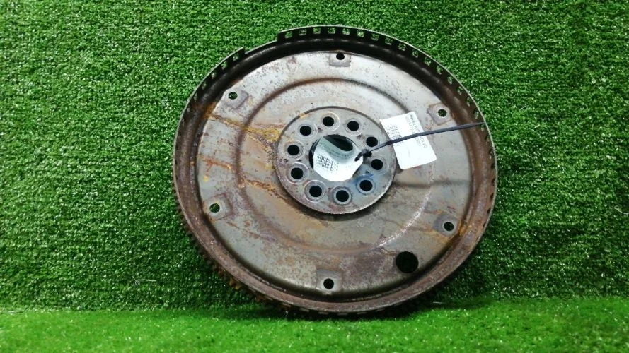 маховик Volvo B5244S5 MW66 Volvo V50 B5244S5 MW66 09135801