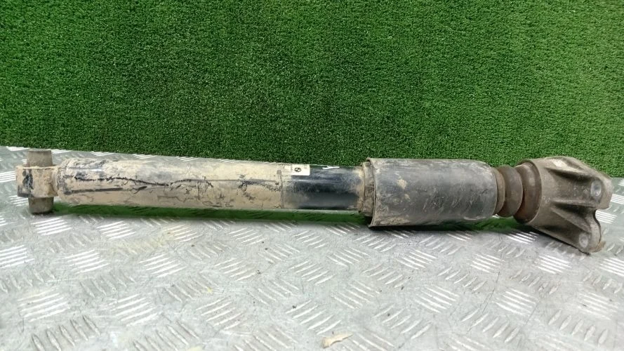 амортизатор Bmw N47T F30 Bmw 3-Series N47T F30 33526874369,33526791568