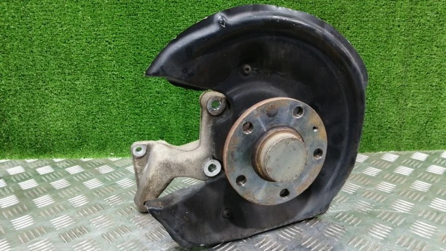 ступица Volkswagen CBAB B6 Volkswagen Passat CBAB B6 1T0598611B