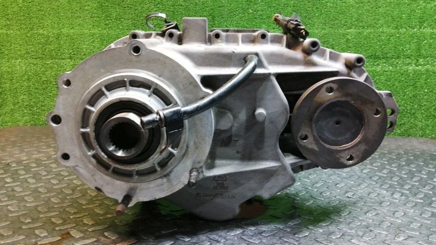 раздаточная коробка Kia D4CB BL Kia Sorento D4CB BL 473003C110