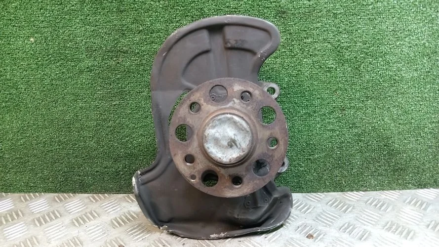ступица Mercedes-Benz 271860,274920,272988,271950 W204,C207,A207 Mercedes-Benz C-Class,E-Class 271860,274920,272988,271950 W204,C207,A207 A2043320101,2043320101