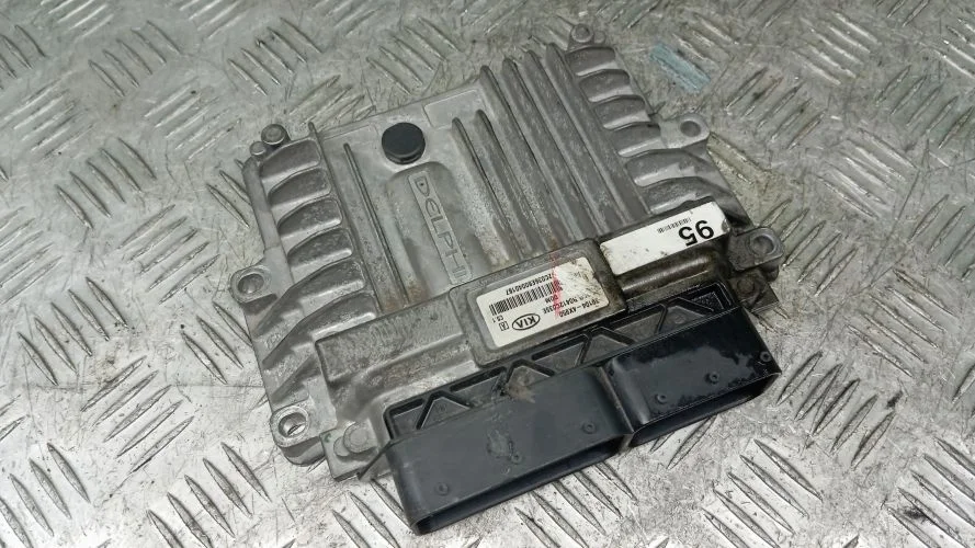блок управления двс Kia J3 PU Kia Bongo J3 PU 391044X950