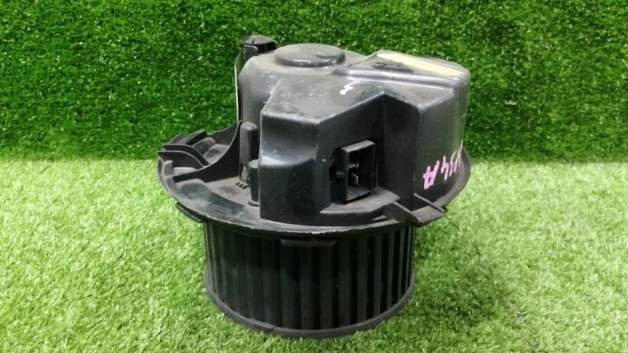 мотор печки Audi CBZB 8PA Audi A3 CBZB 8PA 1K2820015C