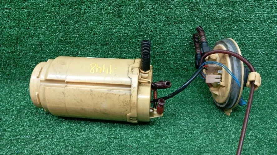 топливный насос Audi BUG 4LB Audi Q7 BUG 4LB 7L6919088E