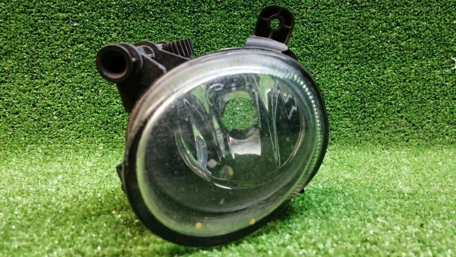 противотуманная фара Volkswagen CBBB 357 Volkswagen Passat Cc CBBB 357 8T0941700,89205622