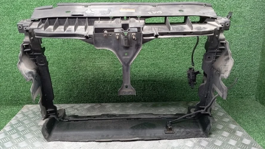 рамка радиатора Volkswagen CCTA,CBAB,CFF,CFFB 5N1 Volkswagen tiguan CCTA,CBAB,CFF,CFFB 5N1 5N0805588D,5N0805588F,5N0805594