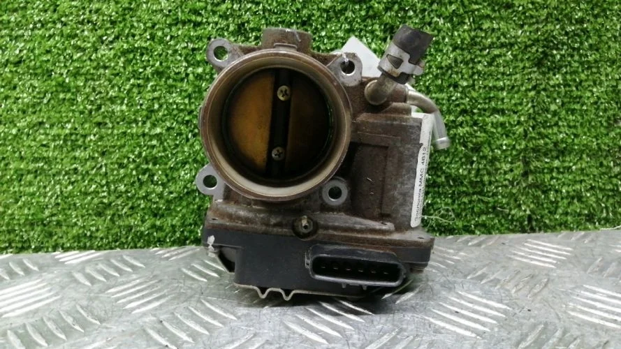 дроссельная заслонка Mitsubishi 4B12 CV5W Mitsubishi Delica 4B12 CV5W 1450A101