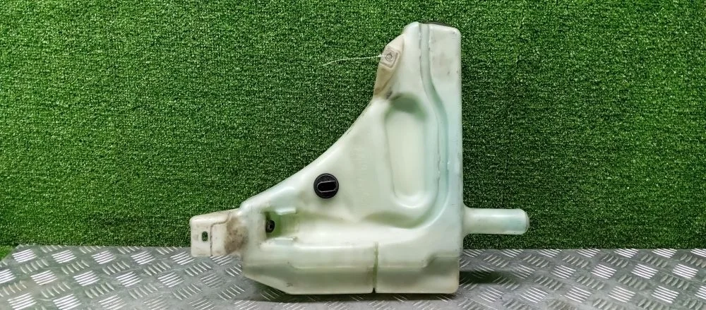 бачок омывателя Audi BUG 4LB Audi Q7 BUG 4LB 4L0955453,4L0955453A,4L0955453B,4L0955453C