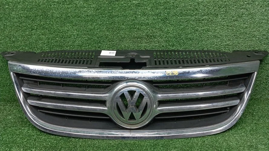 решетка радиатора Volkswagen CBAB,CBAB,CBAB,CFF,CFFB 5N1 Volkswagen Tiguan CBAB,CBAB,CBAB,CFF,CFFB 5N1 5N0853651C,5N0853653A,5N0853651A,1K5853600
