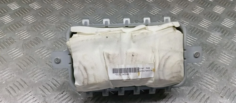 подушка безопасности пассажира Ssangyong D20DTF,671950 CK,C200 Ssangyong Actyon,Korando C,New Actyon D20DTF,671950 CK,C200 8620234000LBA,8620234000,620676601A