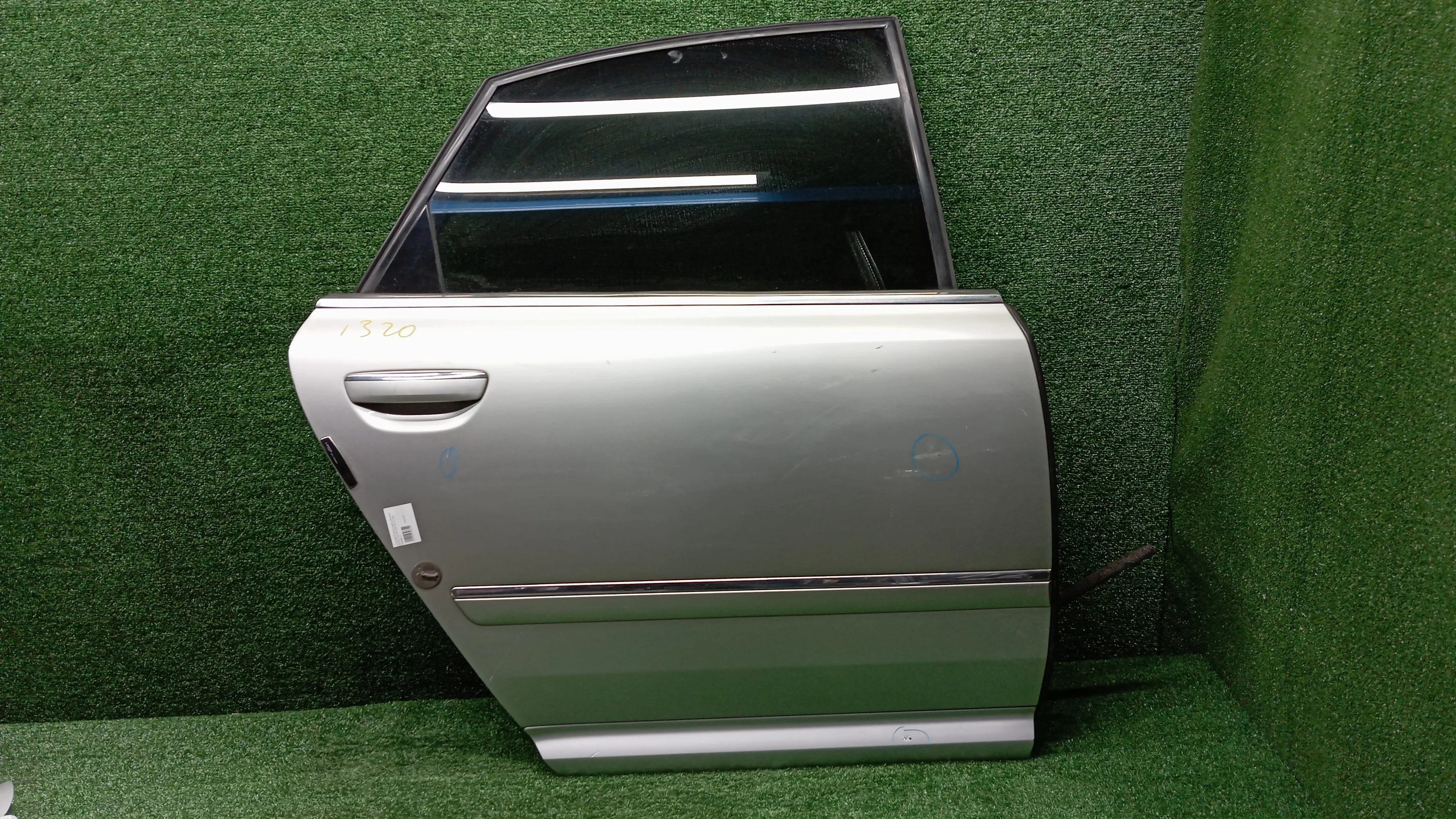 дверь боковая Audi BGK,BSB,BVJ,BPK,ASB 4E2,4E8,D3 Audi A8 BGK,BSB,BVJ,BPK,ASB 4E2,4E8,D3 4E0833052C