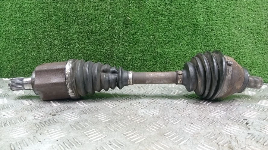 привод Land Rover 224DT L359 Land Rover Freelander 224DT L359 LR002621,LR062666,6G9N3B437LF