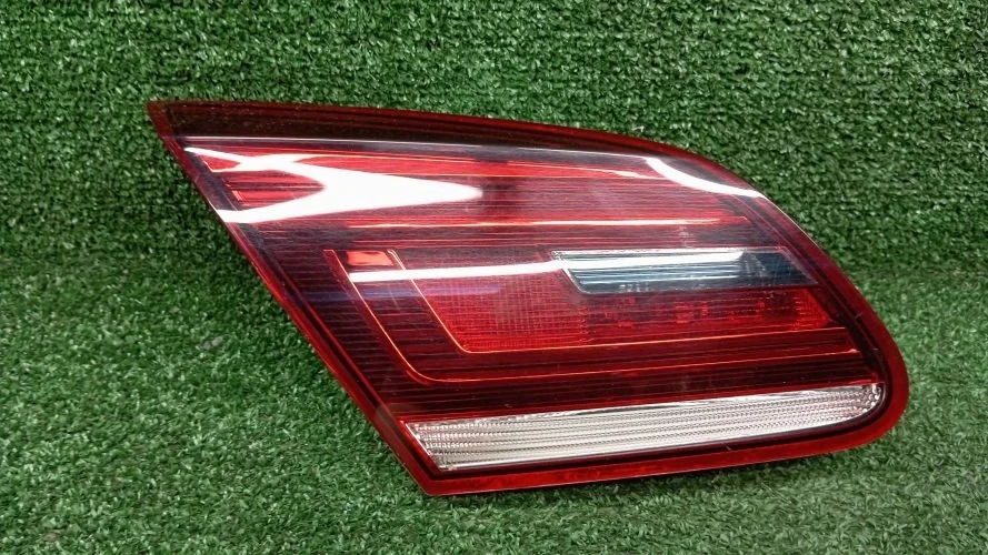 вставка багажника Volkswagen CUWA,CFGC,CBFA,CFGB 358,B6,357 Volkswagen Passat Cc CUWA,CFGC,CBFA,CFGB 358,B6,357 3C8945307,3C8945307P,3C8945307S,811890