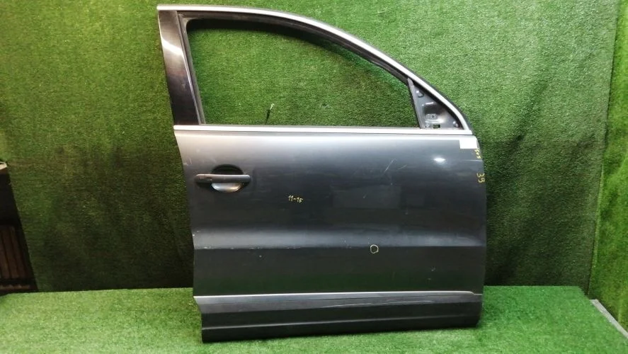 дверь боковая Volkswagen CAVA,CBAB,CFF,CCTA,CFFB 5N1 Volkswagen Tiguan CAVA,CBAB,CFF,CCTA,CFFB 5N1 5N0831056B