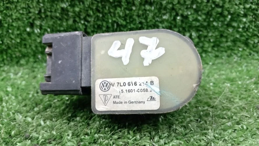 датчик регулировки дорожного просвета Volkswagen BKS 7LA Volkswagen Touareg BKS 7LA 7L0616571D,7L0616214B,3D0941285D