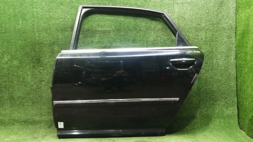 дверь боковая Audi BGK,BSB,BVJ,BPK 4E2,4E8,D3 Audi A8 BGK,BSB,BVJ,BPK 4E2,4E8,D3 4E4833051A