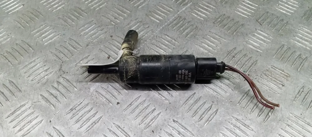 мотор омывателя фар Audi,Volkswagen BUG,BKS,AXQ 4LB,7LA,7L Audi,Volkswagen Q7,Touareg BUG,BKS,AXQ 4LB,7LA,7L 3B0955681