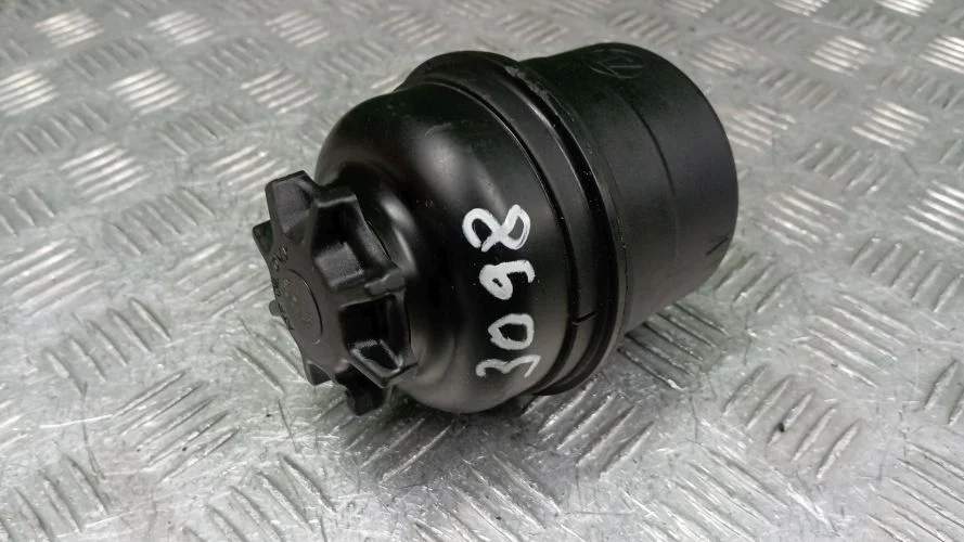 бачок гур Bmw M54B30,306S3,M54B25,256S5 E53,E60,E83 Bmw X5,5-Series,X3 M54B30,306S3,M54B25,256S5 E53,E60,E83 32416851217
