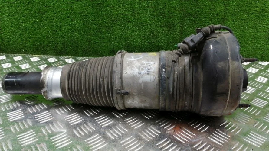 стойка Audi CTBA 4H2 Audi A8 CTBA 4H2 4H0616039AP,4H0616039AK