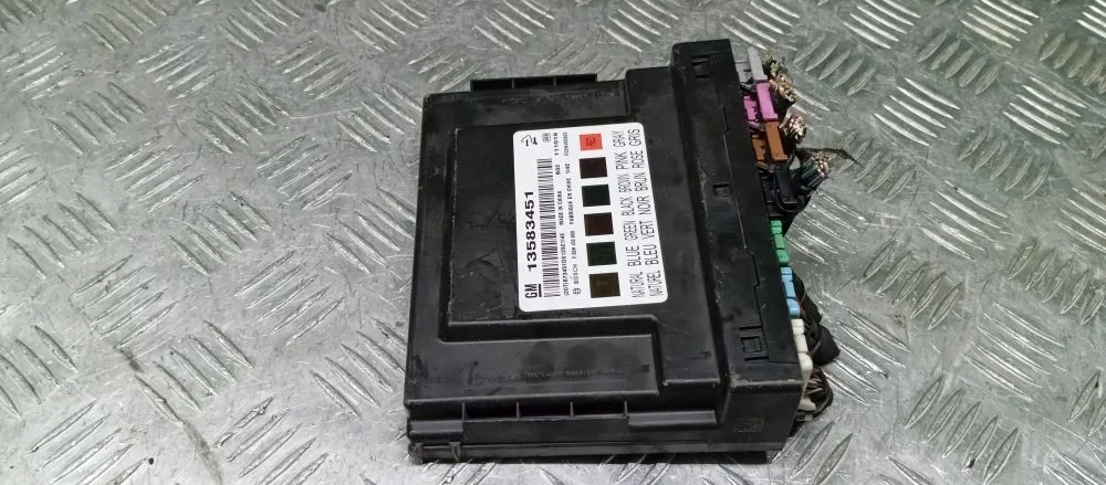 блок комфорта Chevrolet LTD V300 Chevrolet Malibu LTD V300 13583451