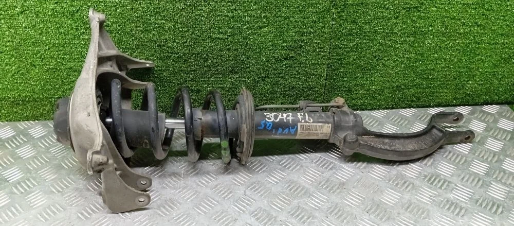 стойка Audi CCWA,CGLB 8RB Audi Q5 CCWA,CGLB 8RB 8R0413029J,442400003820