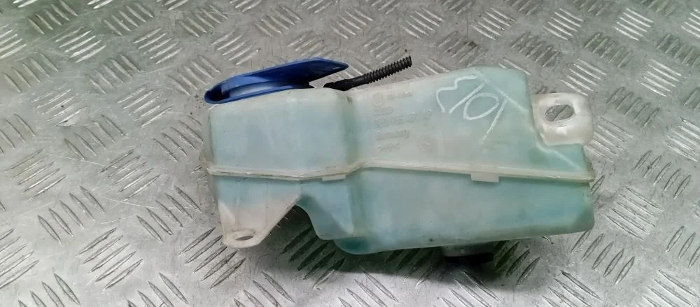 бачок омывателя Audi BPG 8EC Audi A4 BPG 8EC 8E0955451AP,8E0955453AQ