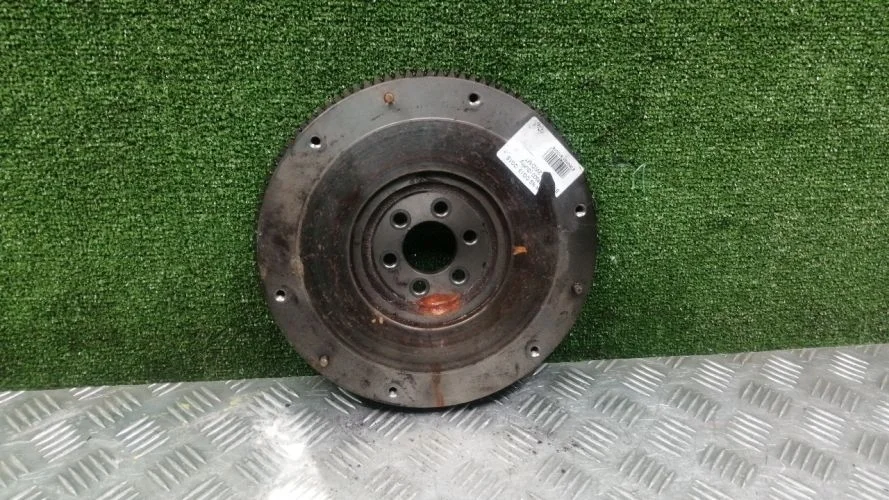 маховик Nissan QG15DE B15 Nissan Sunny QG15DE B15 12310-4M500