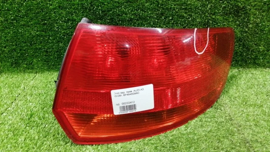 стоп Audi BKD 8PA Audi A3 BKD 8PA 8P4945096C