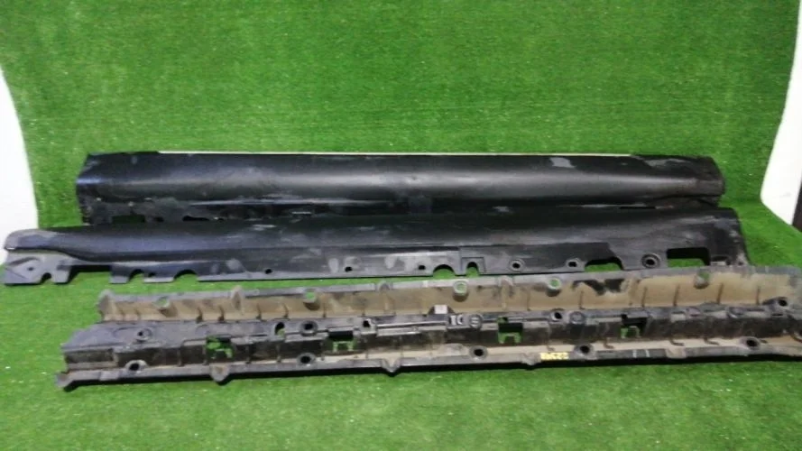 накладка на порог Bmw N63B44A E71,E72 Bmw X6 N63B44A E71,E72 51777184420,51777184419,51777184422,51777184421