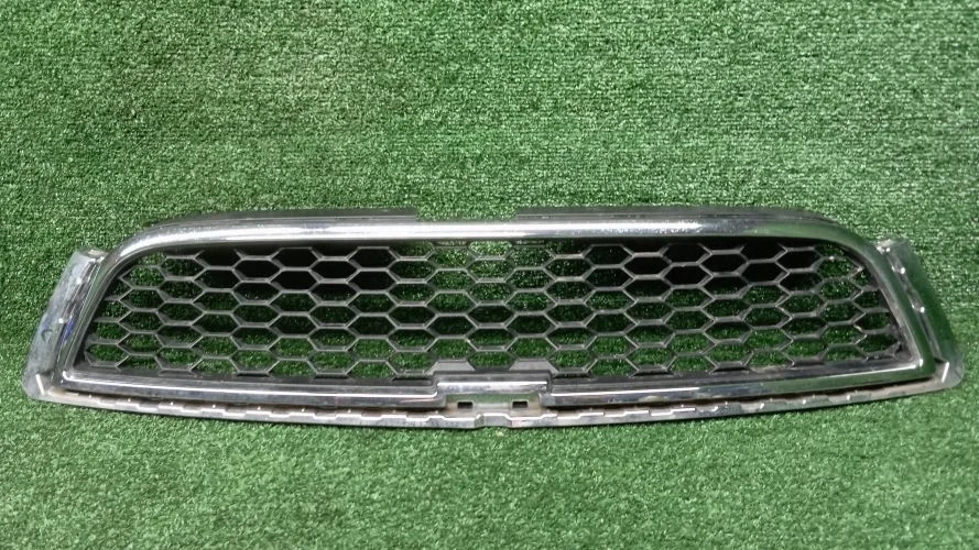 решетка радиатора Chevrolet Z22D1 C140 Chevrolet Captiva Z22D1 C140 96945176,96945168