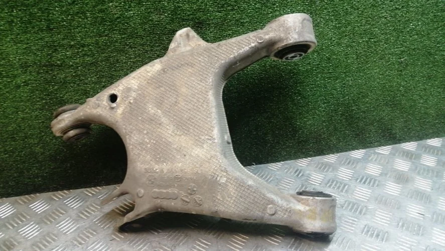 рычаг Bmw N54B30A,N20B20,N47D20C F01,F10 Bmw 7-Series N54B30A,N20B20,N47D20C F01,F10 33326865897,333267844349,33326865899