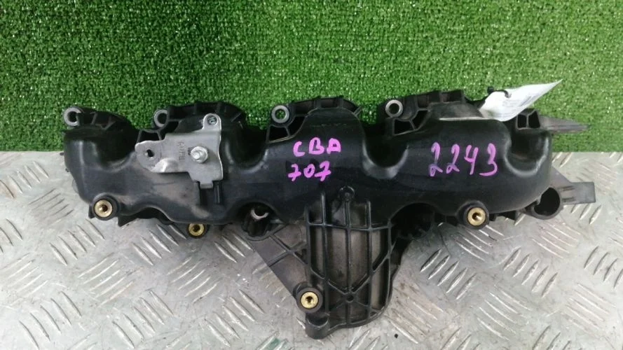 коллектор впускной Volkswagen CBAB 5N1 Volkswagen tiguan CBAB 5N1 03L129711AG