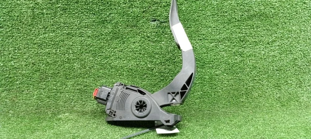 педаль газа Audi CDNC,CAHA,BKH,CALB 8K5,8RB,4F2 Audi A4,Q5,A6 CDNC,CAHA,BKH,CALB 8K5,8RB,4F2 8K1723523,6PV00950501