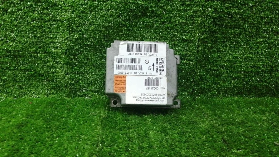 блок управления airbag Mercedes-Benz 137970 W220 Mercedes-Benz S-Class 137970 W220 A0028203826
