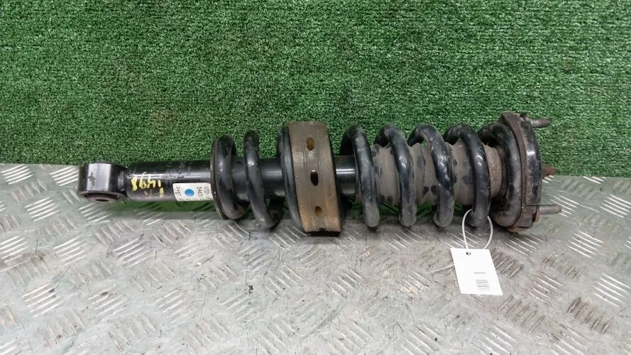 стойка Kia D6EA HM Kia Mohave D6EA HM 546512J300,546512J640