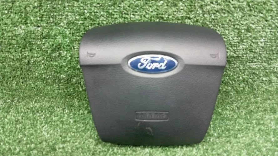 подушка безопасности водителя Ford D4204T BD Ford Mondeo 4 D4204T BD 1484327,6M21U042B85